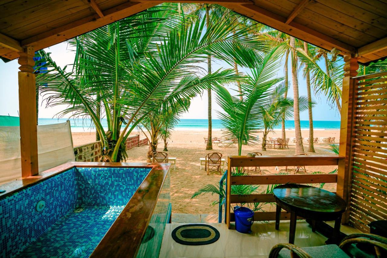 Orange Sky Beach Bungalow Агонда Экстерьер фото