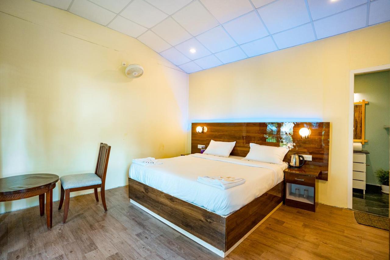 Orange Sky Beach Bungalow Агонда Экстерьер фото