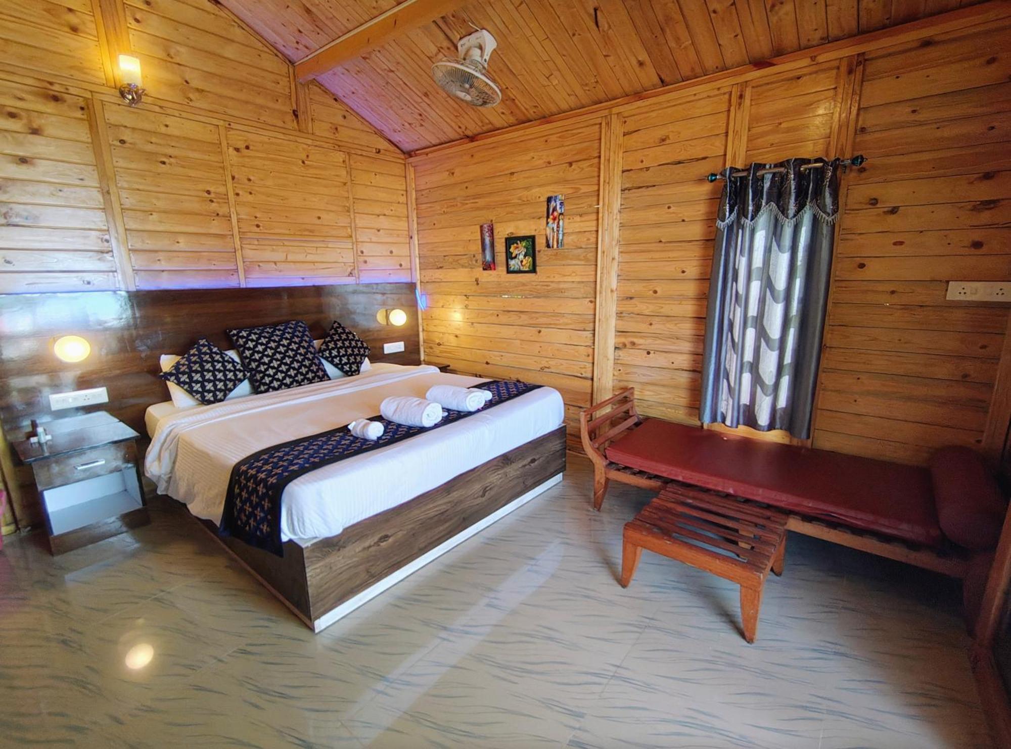 Orange Sky Beach Bungalow Агонда Экстерьер фото