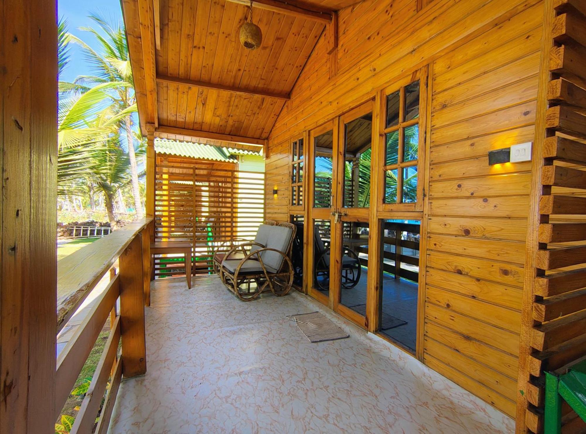 Orange Sky Beach Bungalow Агонда Экстерьер фото